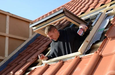 Pose de fenêtres de toit Velux à Saint-Gravé